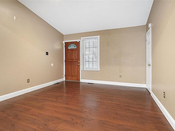 5th image of 12455 Marine Ave