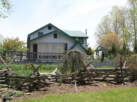 2nd image of 263 Trevva Farm Ln