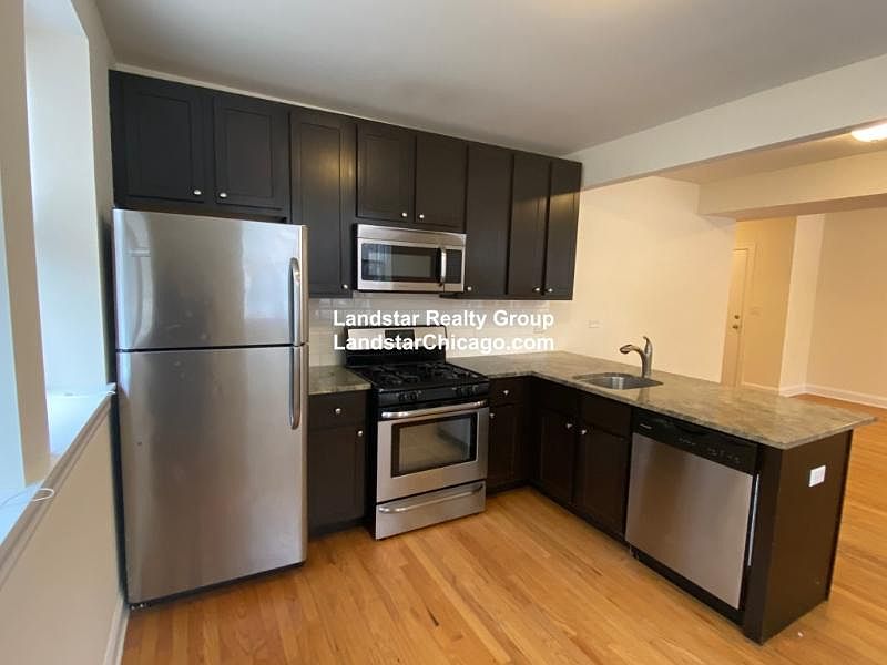1st image of 2035 W Arthur Ave #G