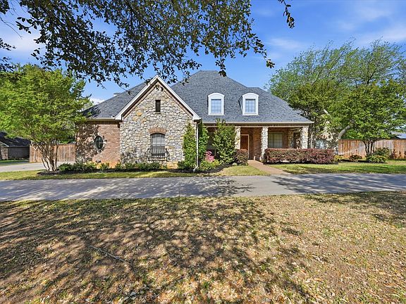 2nd image of 5513 Rustic Trl