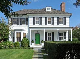101 Toylsome Ln, Southampton, NY 11968
