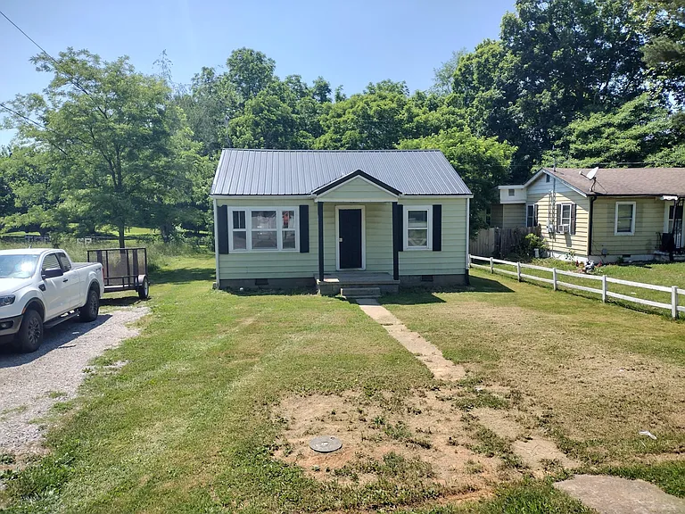 209 Otter Creek Rd — Photo 1