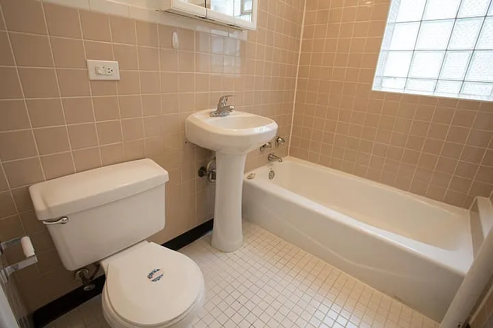 5416 S. Woodlawn Avenue — Photo 15