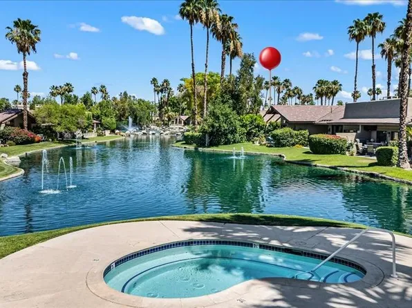 198 Green Mountain Dr, Palm Desert, CA 92211
