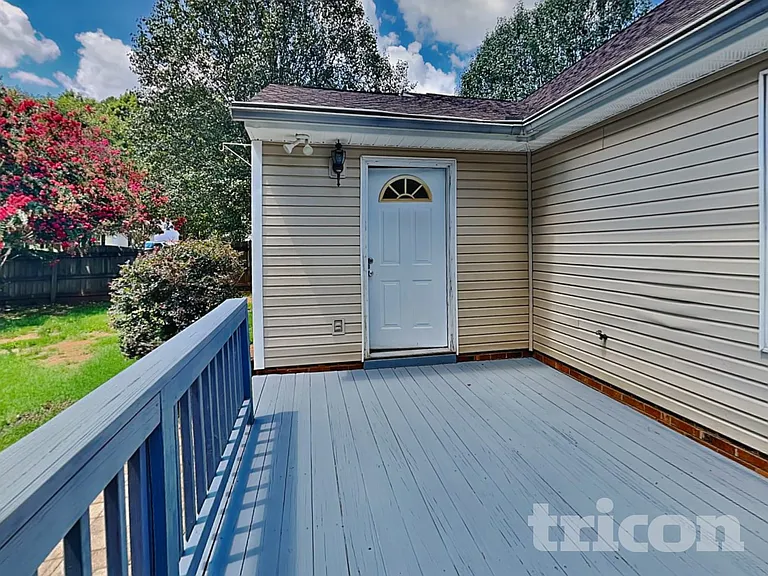 661 Rebecca Jane Dr — Photo 14