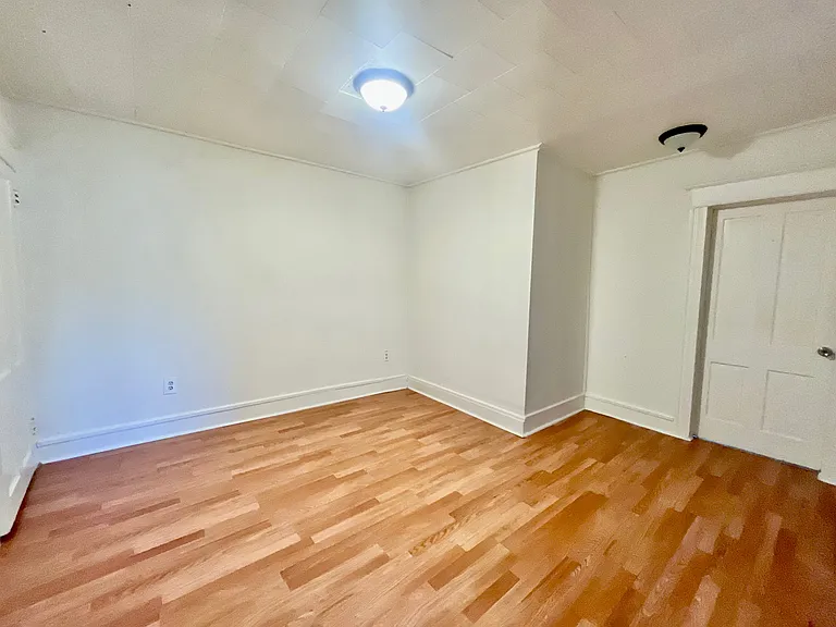 438 Ripple St #2 — Photo 1
