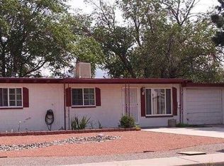 1124 McKee Dr NE, Albuquerque, NM 87112