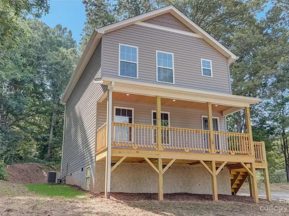 38 Whittier Dr, Alexander, NC 28701