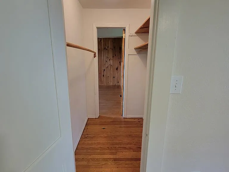 176 Riverside Dr — Photo 21