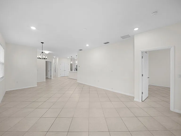 4177 Bloomfield St — Photo 11