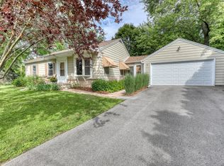 W293N5588 Merton Ave, Hartland, WI 53029