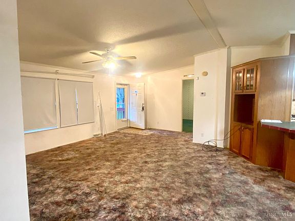 5th image of 95 Orchard Ave