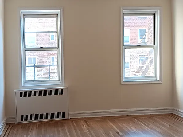 65-41 Saunders Street image 6 of 13