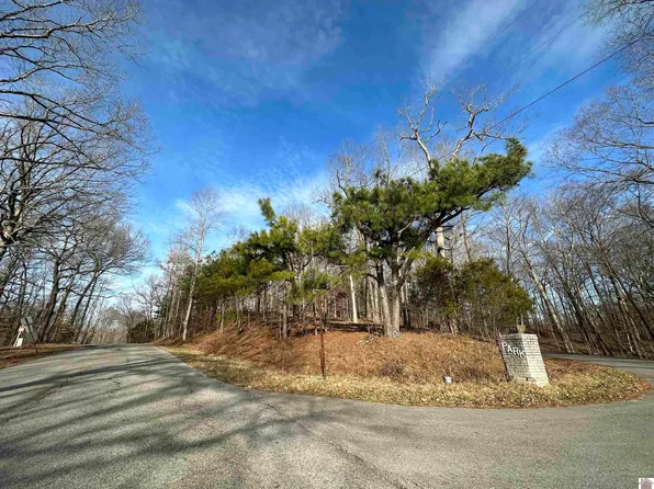 31 Parkview Rd #32, Cadiz, KY 42211