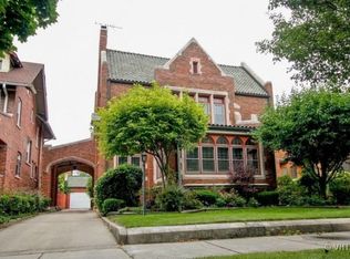 6726 S Constance Ave, Chicago, IL