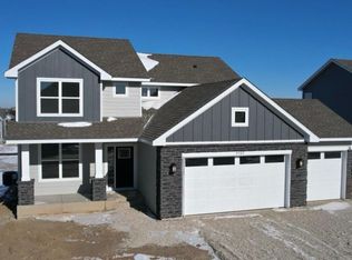 9560 Lydia Ln, Elko New Market, MN 55020