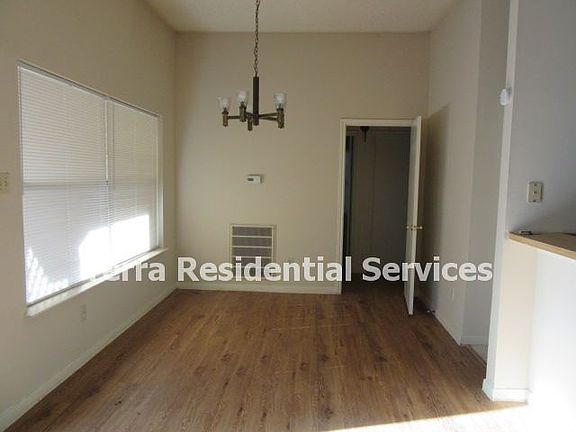 4th image of 8430 Lake Crystal Dr