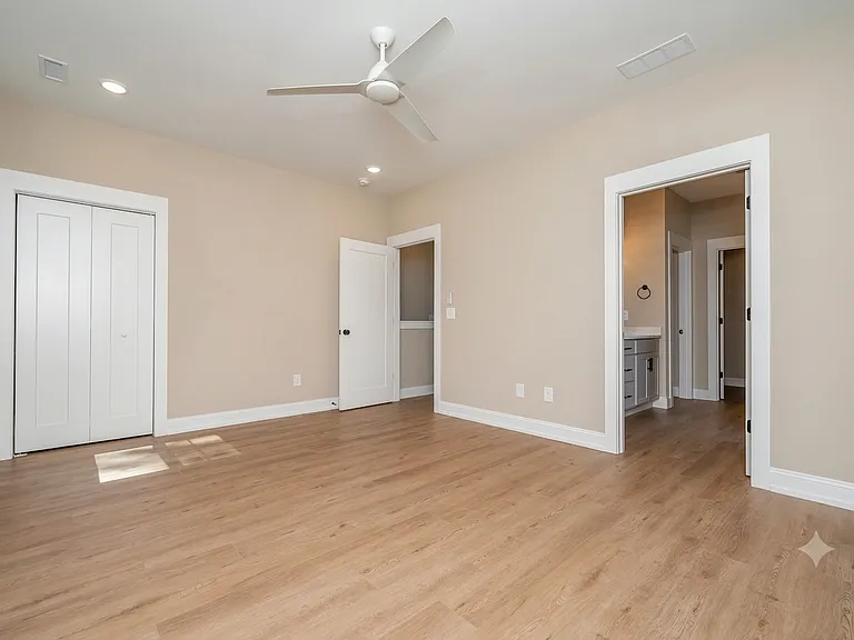 107 Elcon Dr #B — Photo 9