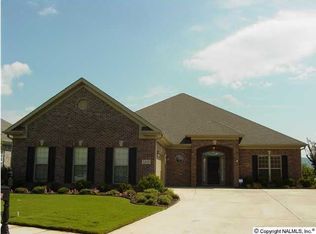 3203 Pierside Cir SE, Owens Cross Roads, AL 35763