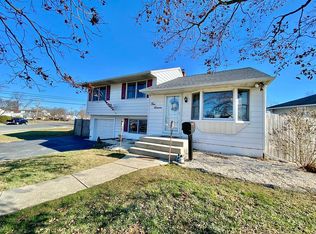 411 Trimble Blvd, Brookhaven, PA 19015