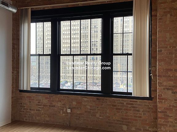 2nd image of 125 E 21st St APT 314