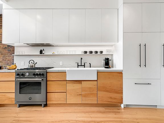 5th image of 88 Lexington Ave APT 1B