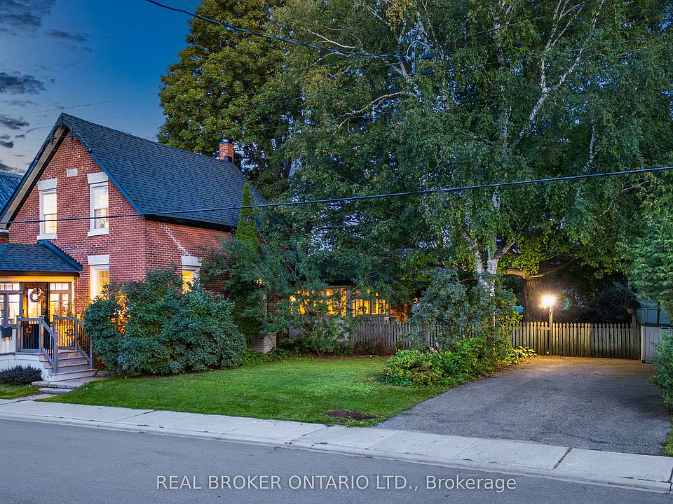 1st image of 74 Herriott St