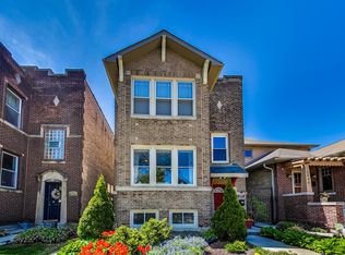 5926 N Hermitage Ave, Chicago, IL 60660