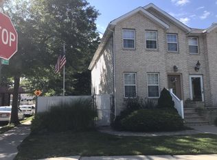 138 S Railroad Ave, Staten Island, NY 10305