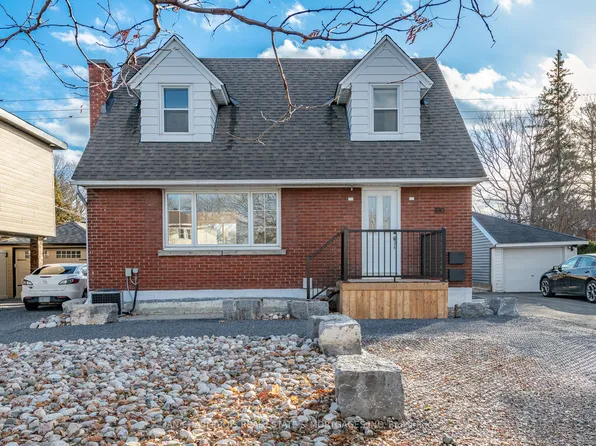 810 Smyth Rd #A, Ottawa, ON K1G 1P3