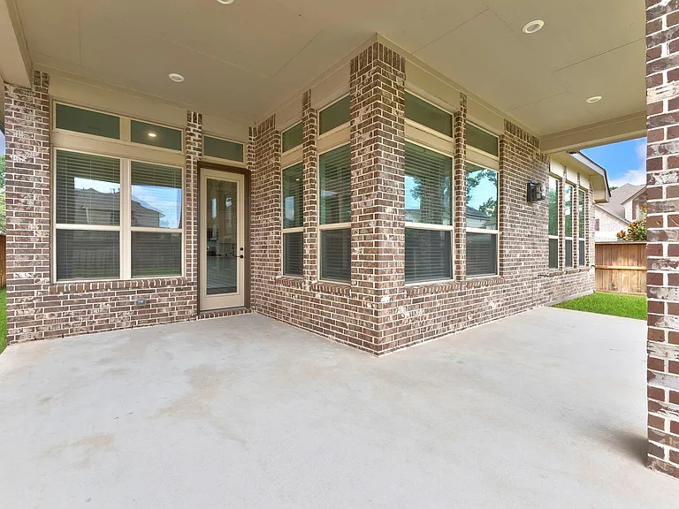 4309 Victoria Pine Dr — Photo 37