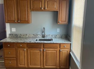 32 Sterling St, Hartford, CT 06112