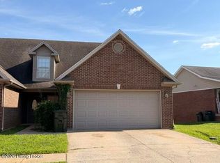 130 Twin Lakes Dr #A, Vine Grove, KY 40175