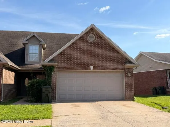 130 Twin Lakes Dr #A, Vine Grove, KY 40175