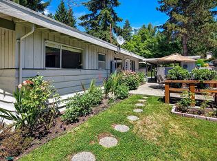 6117 NE 188th Pl, Kenmore, WA 98028