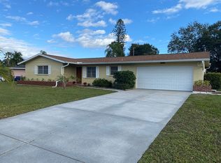 2725 Leafy Ln, Sarasota, FL 34239