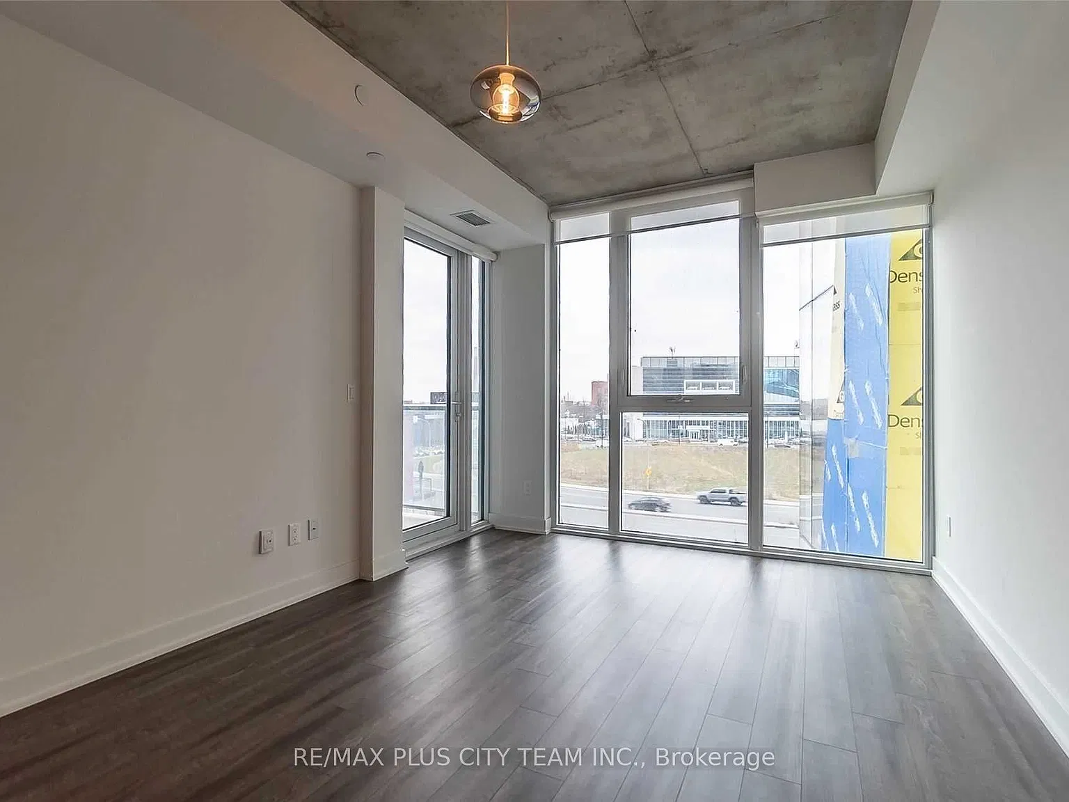 2 bed, $2,600 — Photo 4