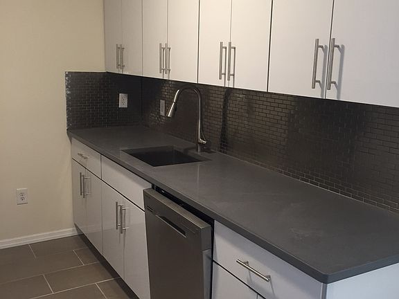 4th image of 318 Warren St APT A5