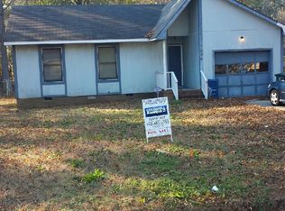 7004 Radnor St, Fayetteville, NC 28314