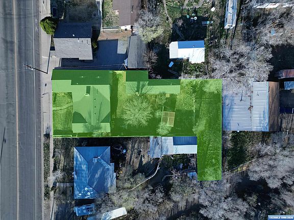 2nd image of 350 W 12th St