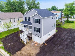 722 3rd St, Union Beach, NJ 07735