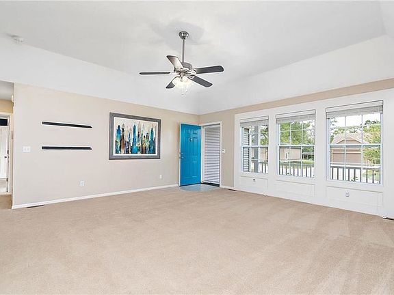 3rd image of 3509 NE 85th Ter
