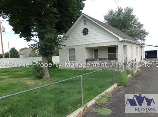 2203 County Farm Rd, Pueblo, CO 81006