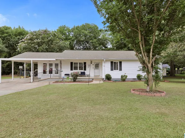1004 6th Pl, Sylacauga, AL 35150