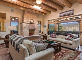 1264 N Summit Dr, Santa Fe, NM 87501