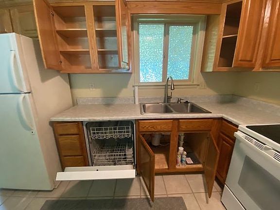 4th image of 125 W Chipwood Dr