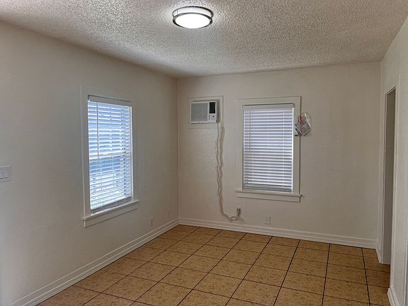 3rd image of 361 W 16th St #A