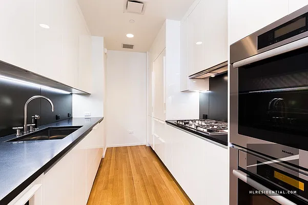 Rented by Highline Residential | media 36