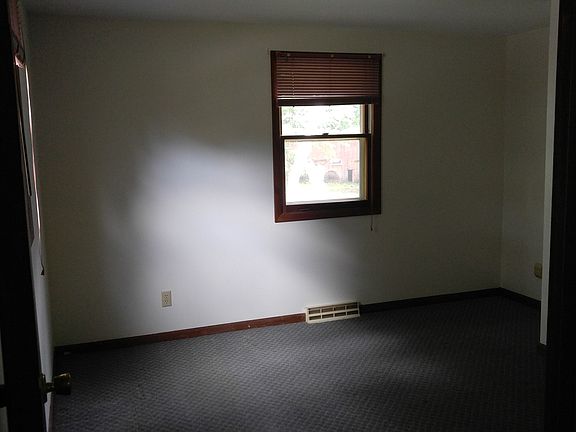 3rd image of 11255 W Mayers Dr