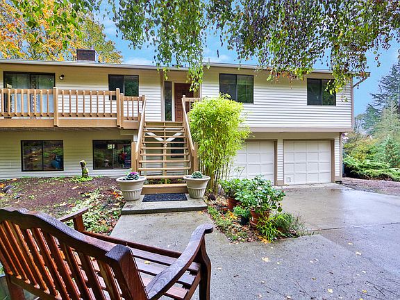 2nd image of 5220 NE 193rd Pl